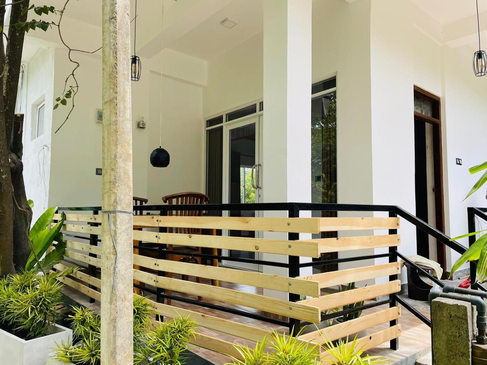 Dhanudi Homestay Ella Exteriör bild