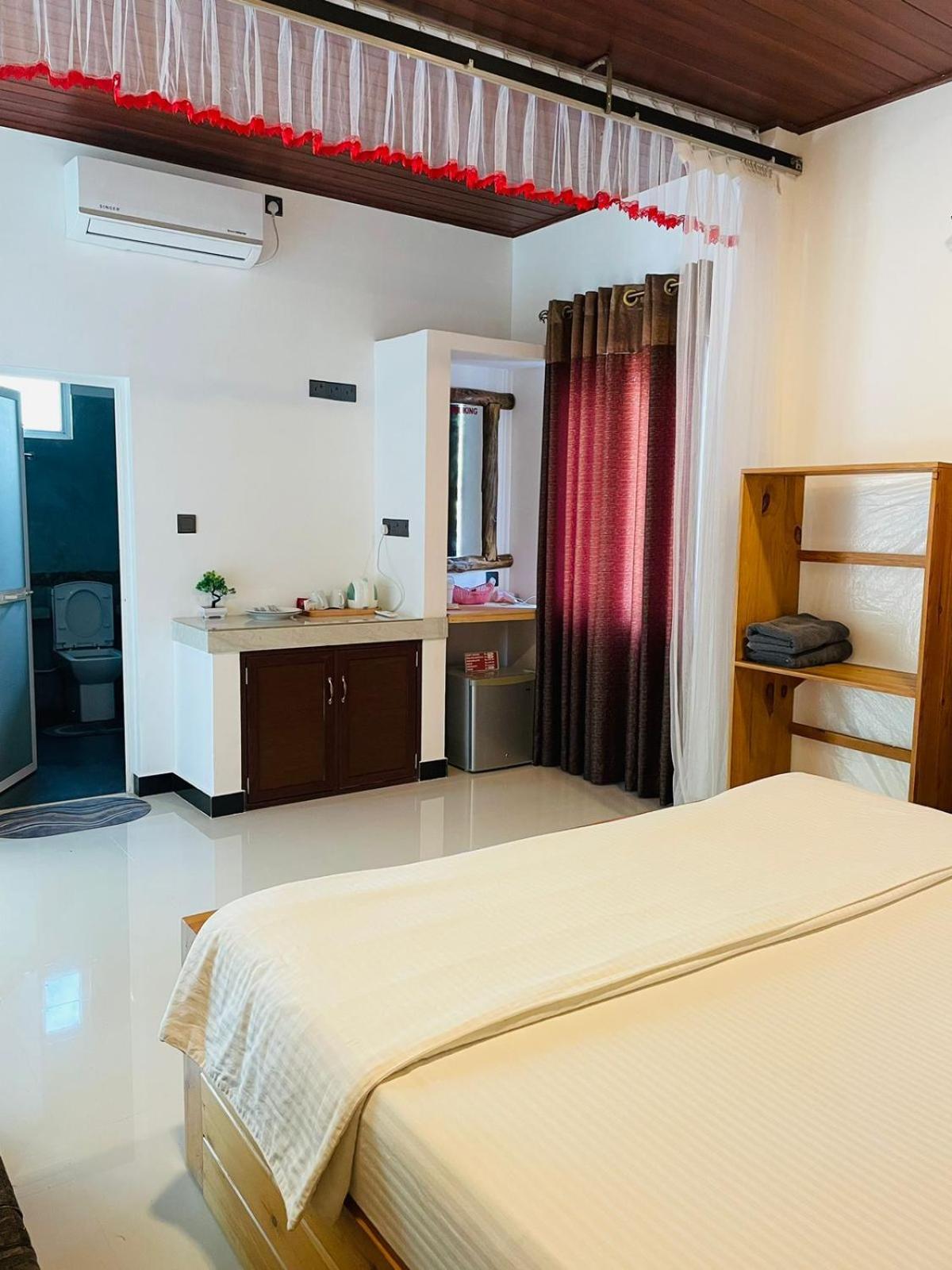 Dhanudi Homestay Ella Exteriör bild