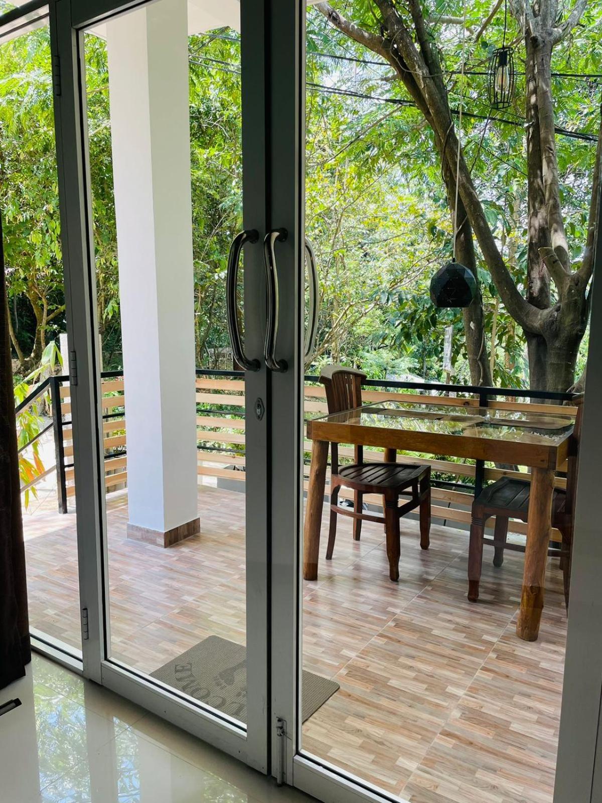 Dhanudi Homestay Ella Exteriör bild