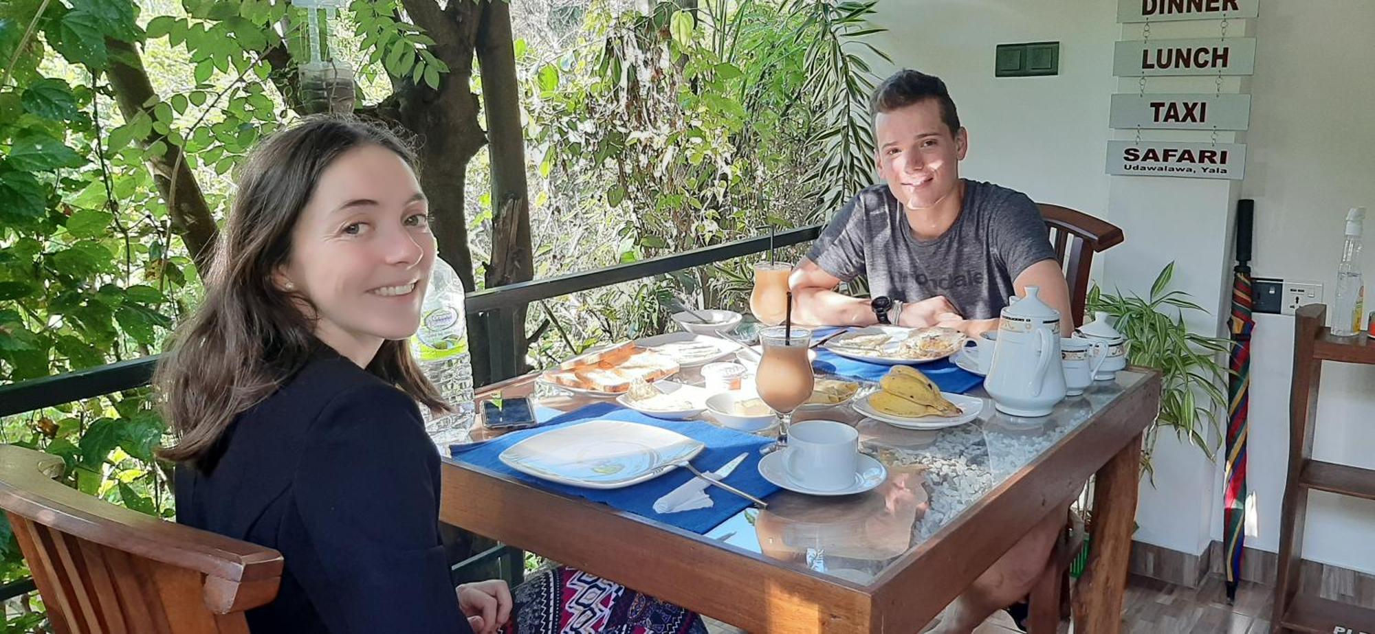 Dhanudi Homestay Ella Exteriör bild